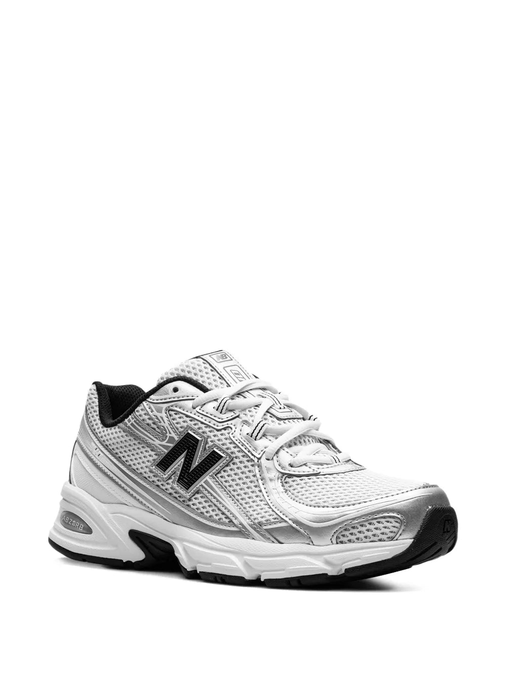 New Balance 740