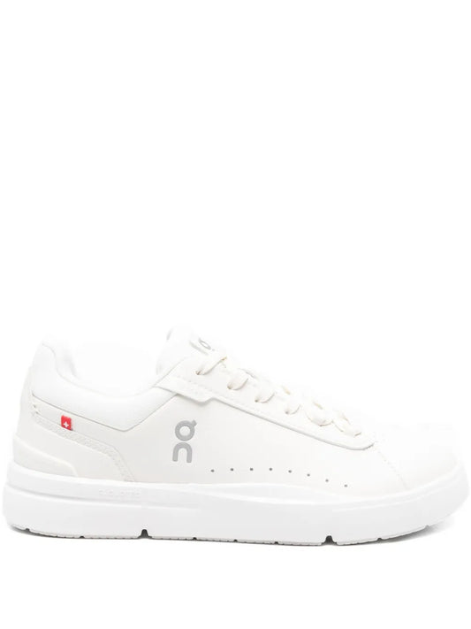On Running The Roger Advantage Lace-Up
