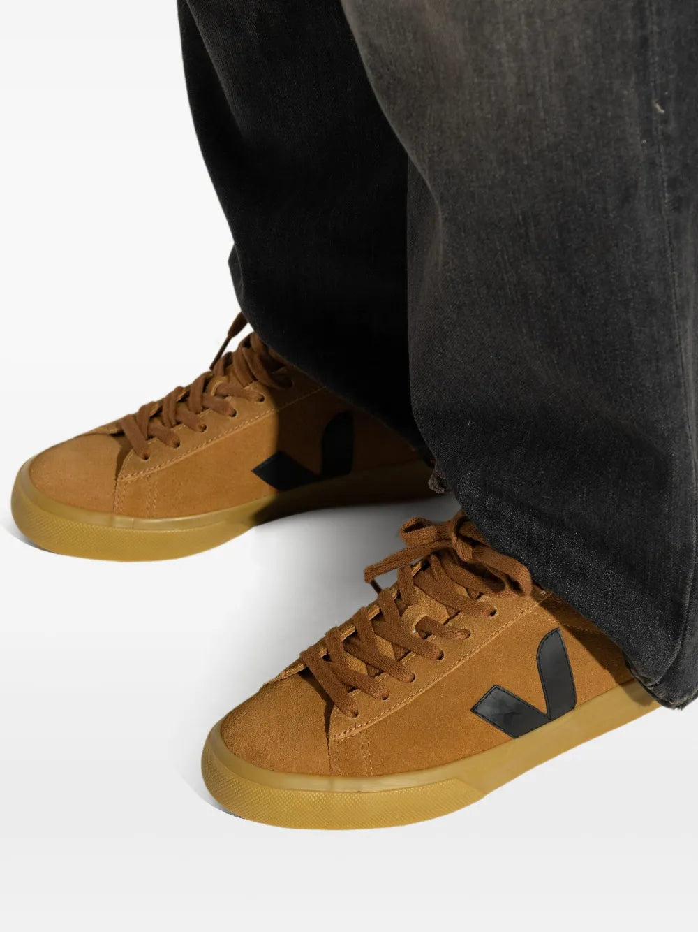 VEJA Suede Leather V-Logo