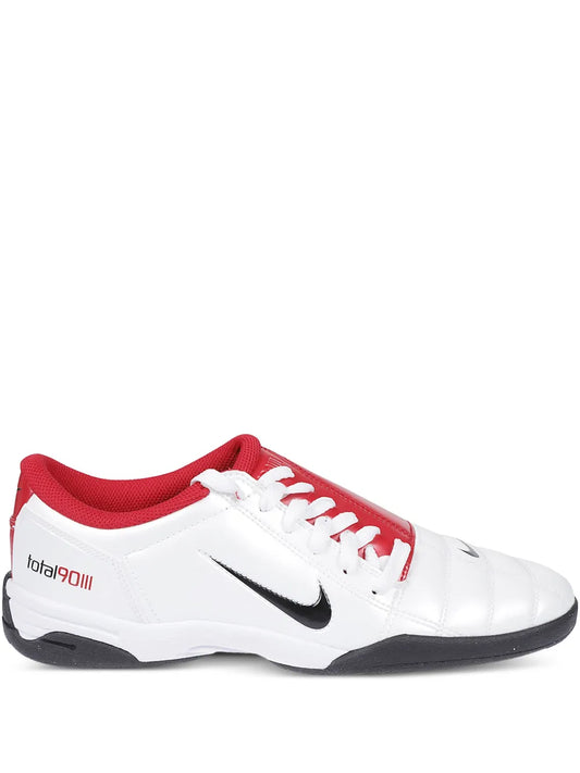 Nike Total 90 Quilted