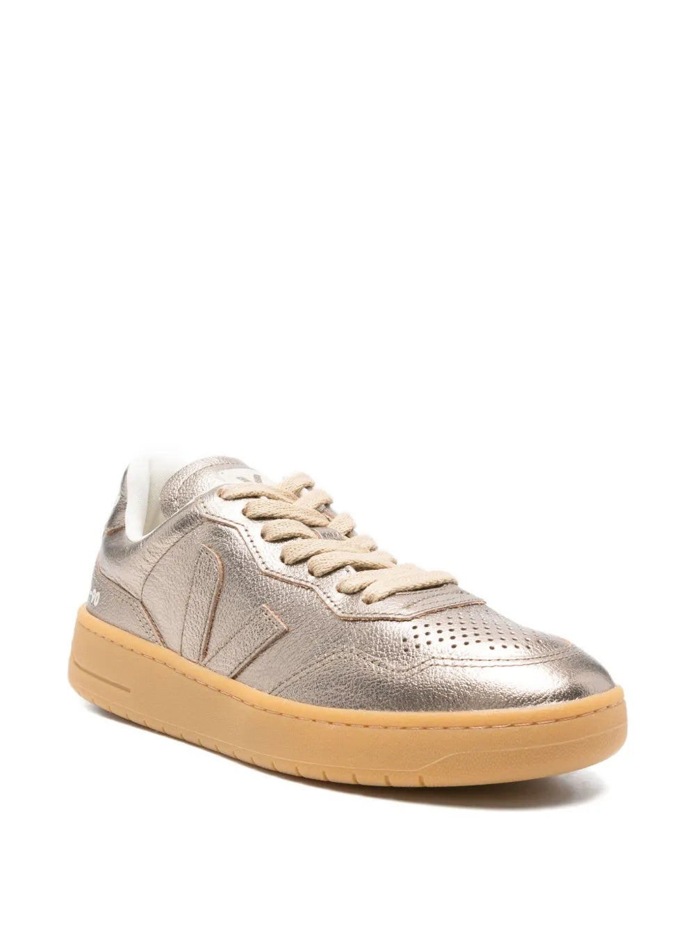 VEJA V-90 Leather